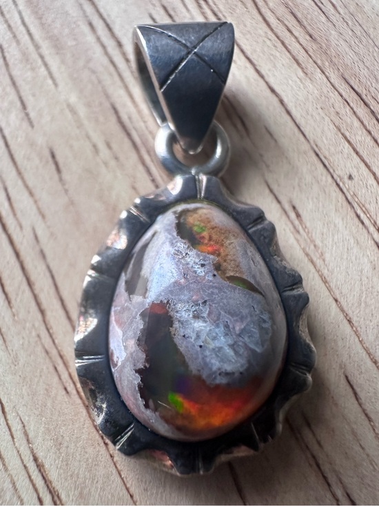 925 Sterling Silver Jewelry - VINTAGE STERLING SILVER CANTERA OPAL IN MATRIX PENDANT “FIRE FLASH”